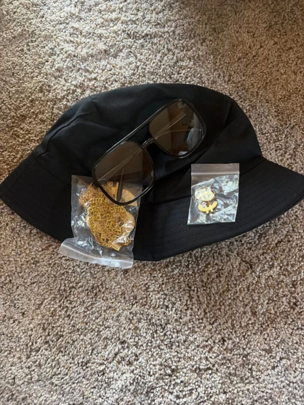 Gangster costume accessories